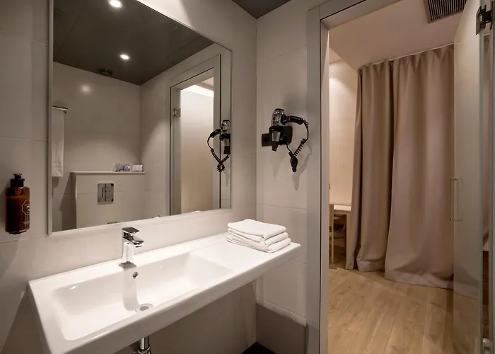 Hotel House 3*