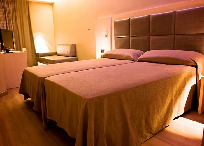 Hotel House 3*