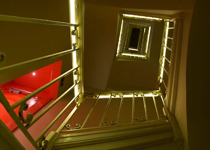 House Hotel 3*