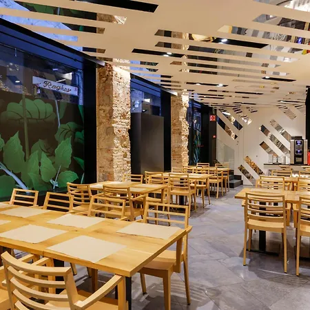 巴塞罗那之屋酒店 酒店