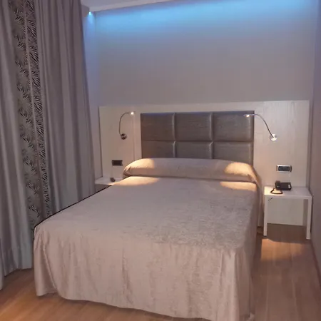 Hotel House