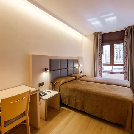 House 3*