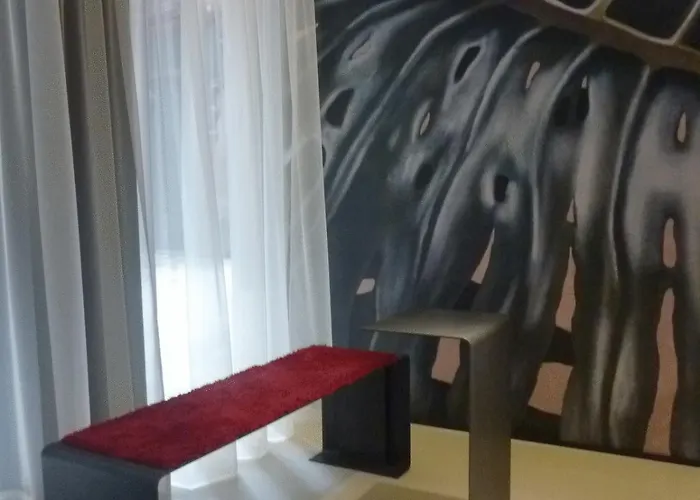 Hotel House 3*