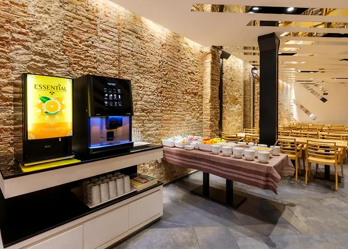 Hotel House