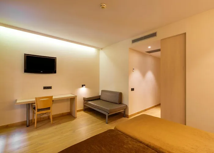 House Hotel 3*