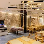 House Hotel