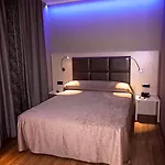 House 3*