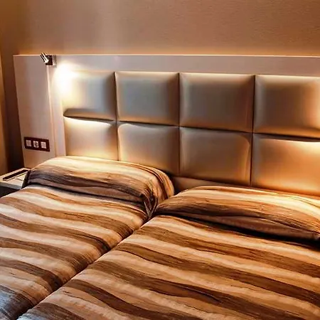 Hotell House
