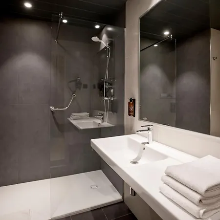 Hotel House
