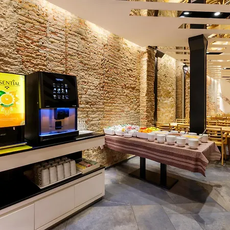 Otel House