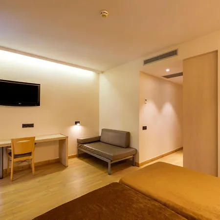 House Hotel 3*