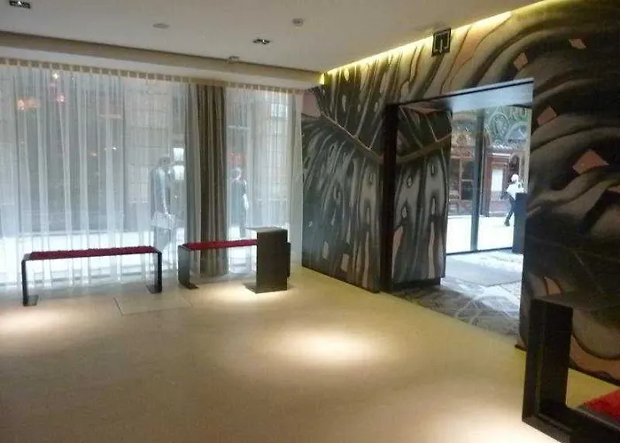 House 3*